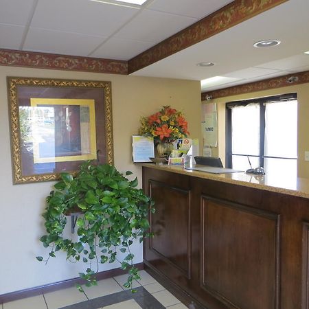 Knights Inn Νιούπορτ Εξωτερικό φωτογραφία